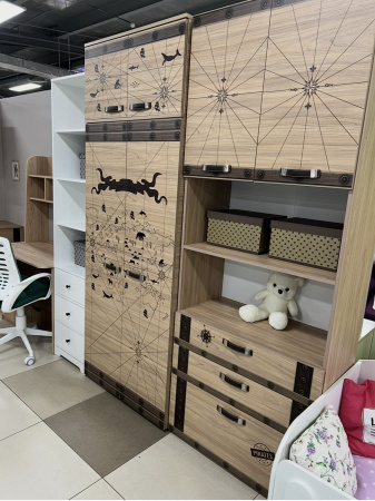 Стол письменный + полка настенная коллекции Фрегат от Династия Kids